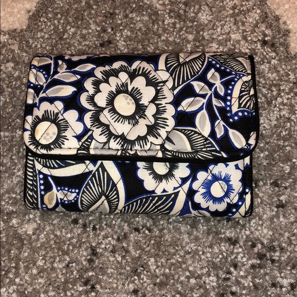 wallet - Picture 1 of 6